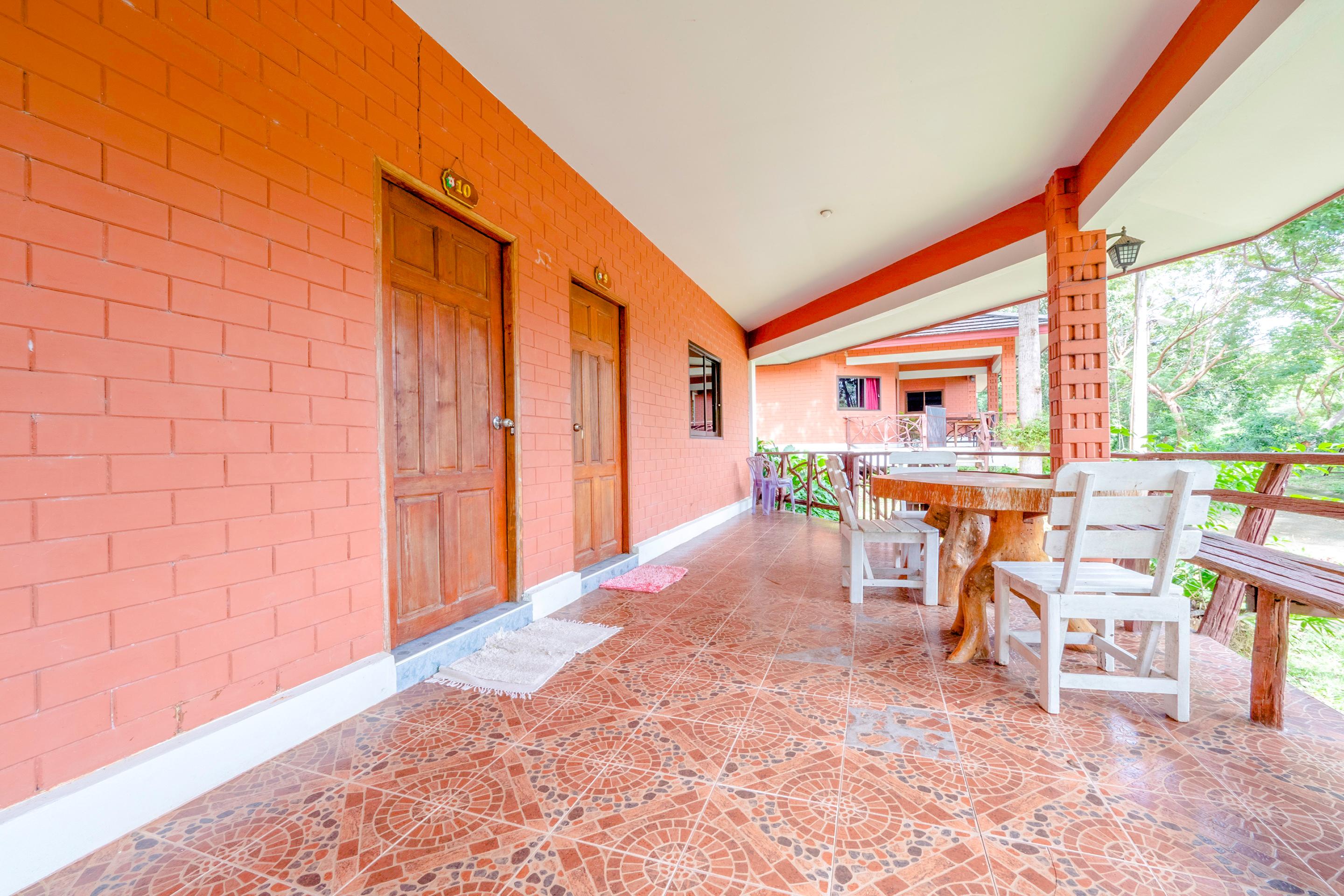 Oyo 1149 Best Resort Tha Mai Luaran gambar