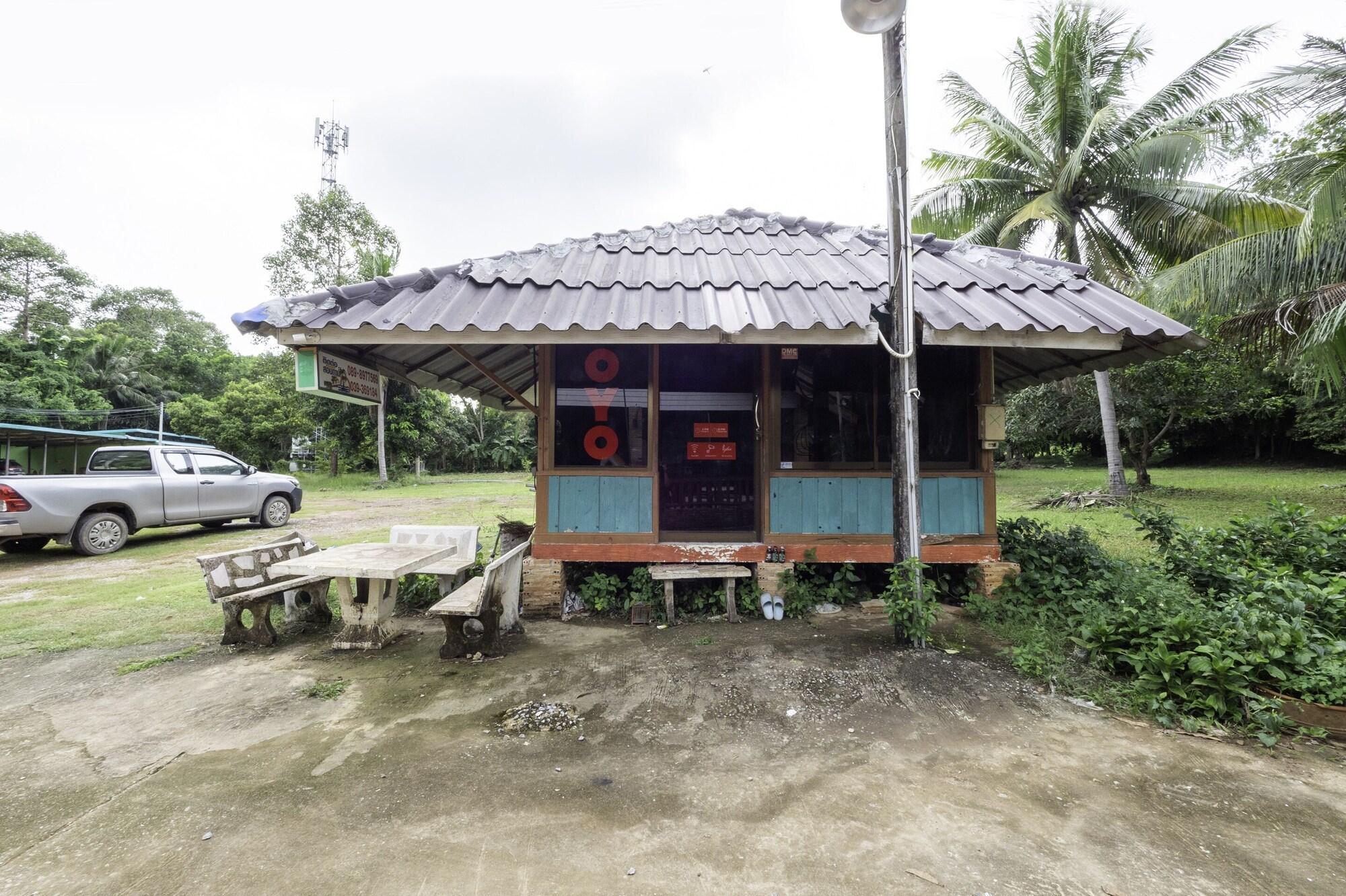 Oyo 1149 Best Resort Tha Mai Luaran gambar