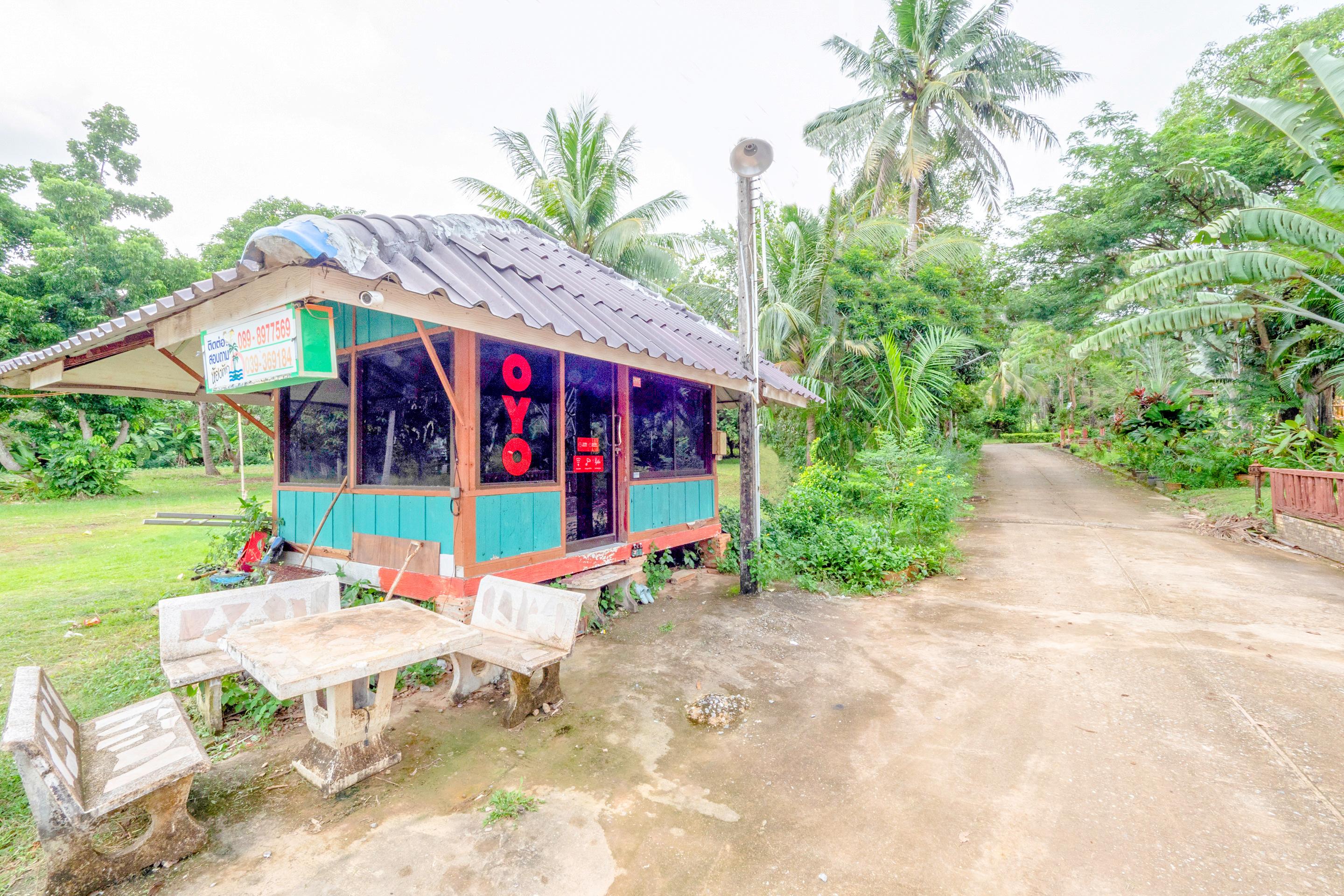 Oyo 1149 Best Resort Tha Mai Luaran gambar